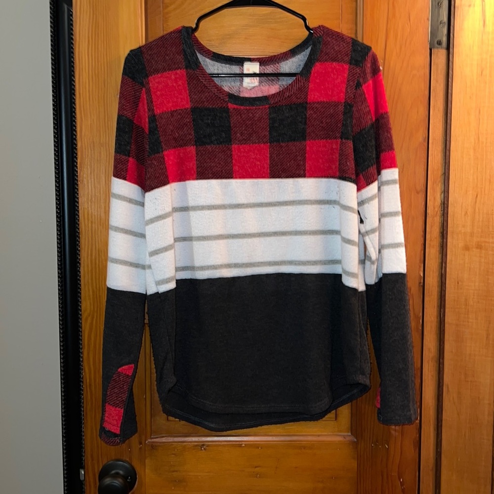 Long Sleeve Pattern Top